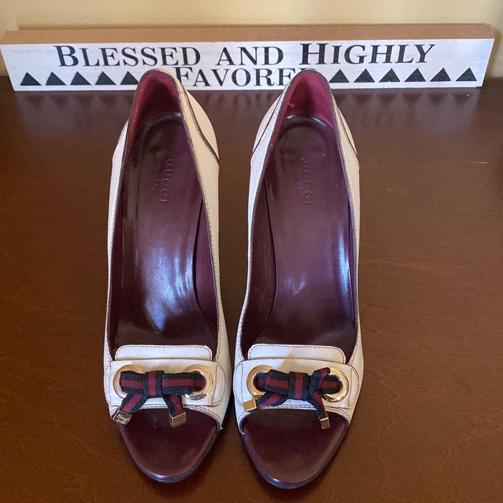 White Gucci Pumps - Mint Condition - Box Included - image 1